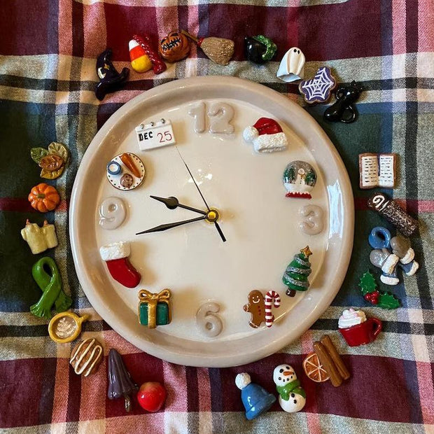 Seasonal Magnetic Ornament Clock – Handcrafted Clay Clock with Interchangeable Charms