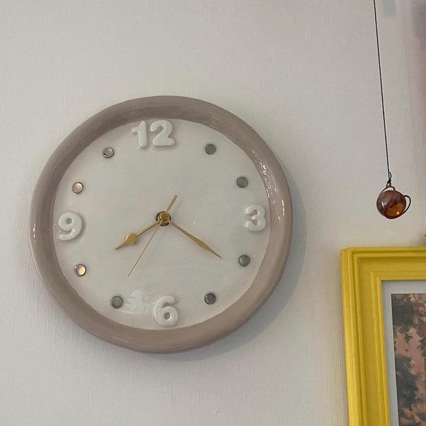 Seasonal Magnetic Ornament Clock – Handcrafted Clay Clock with Interchangeable Charms