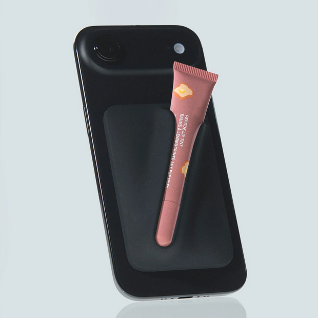Clip-On Lip Balm Holder with MagSafe – Compact, Magnetic & Always Accessible
